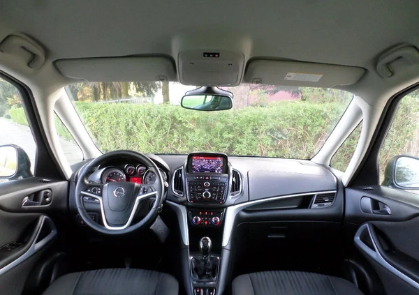 Opel Zafira cena 42900 przebieg: 159000, rok produkcji 2016 z Radom małe 781
